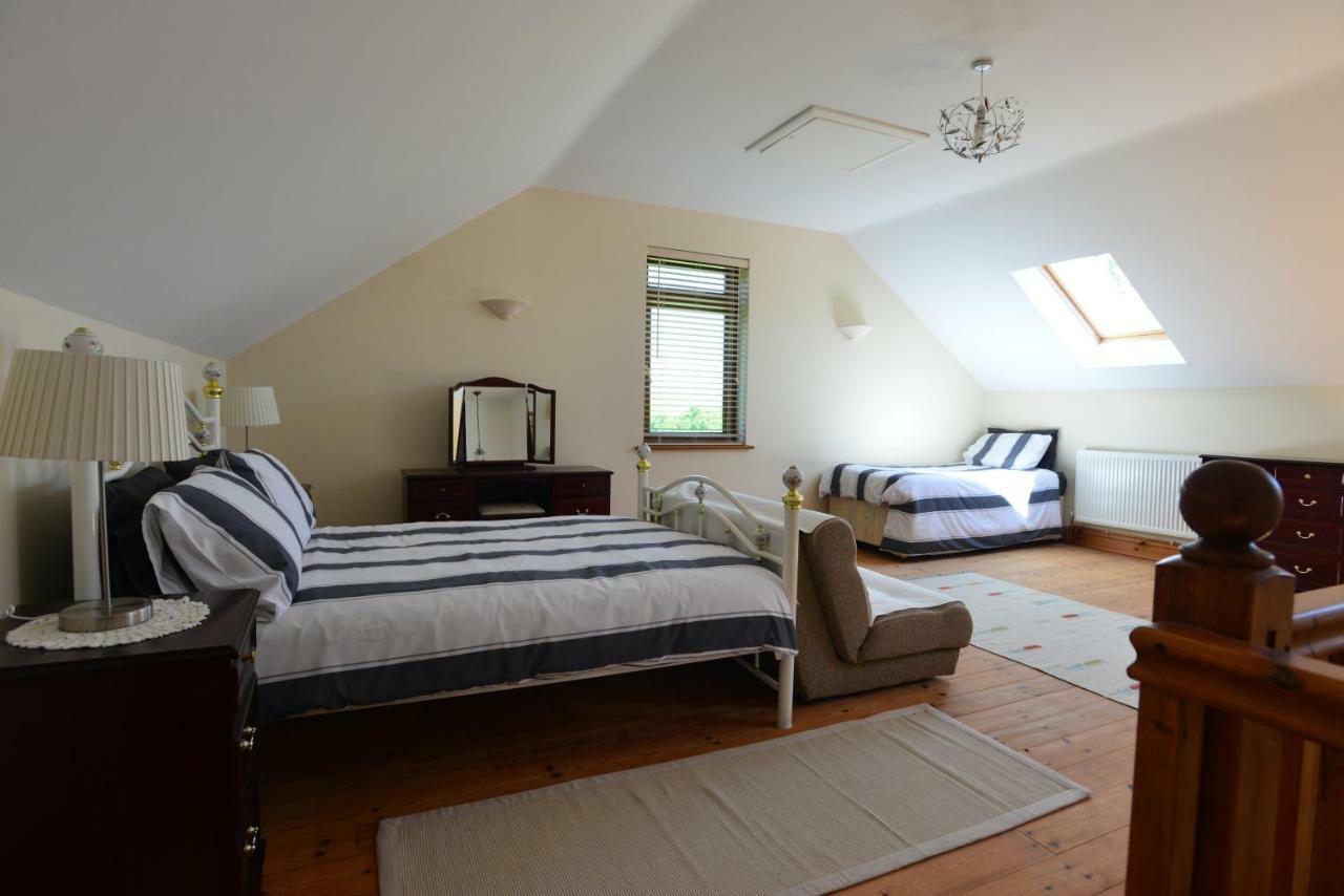 Penddaulwyn Uchaf Farm # Carmarthenshire Daire Nantgaredig Dış mekan fotoğraf